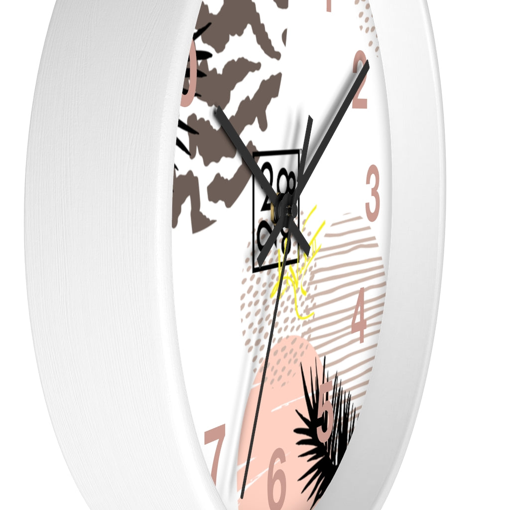 2882Time™ Wild Animal Split Decision Geometric Clock