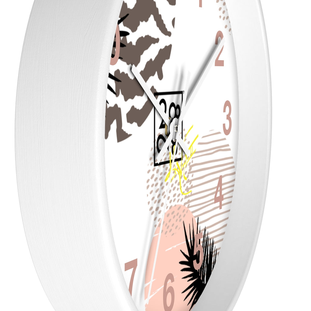 2882Time™ Wild Animal Split Decision Geometric Clock