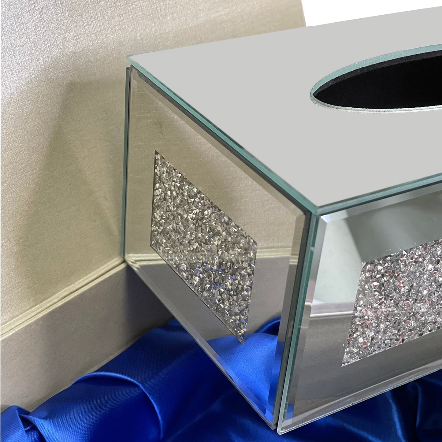 Mirrored Tissue Holder in Gift Box in Gift Box, Silver Crushed Diamond