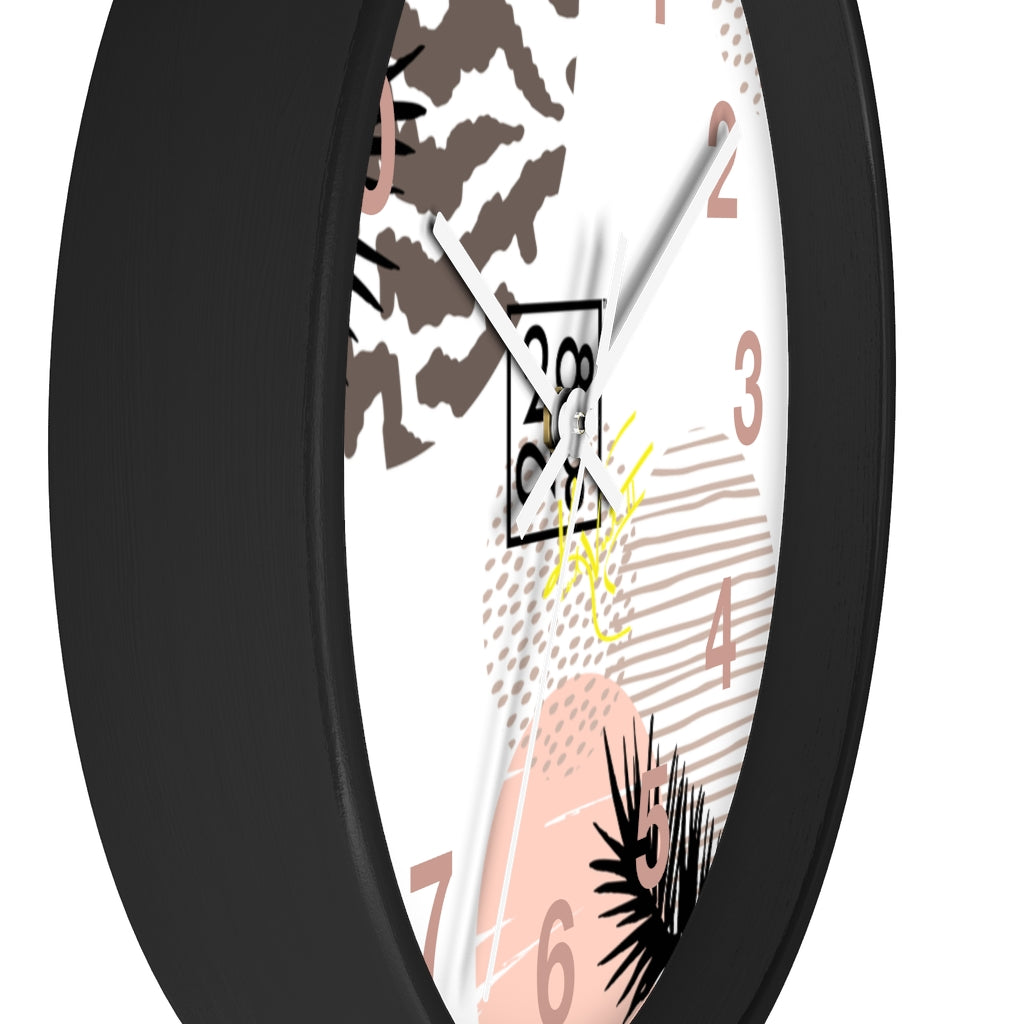 2882Time™ Wild Animal Split Decision Geometric Clock