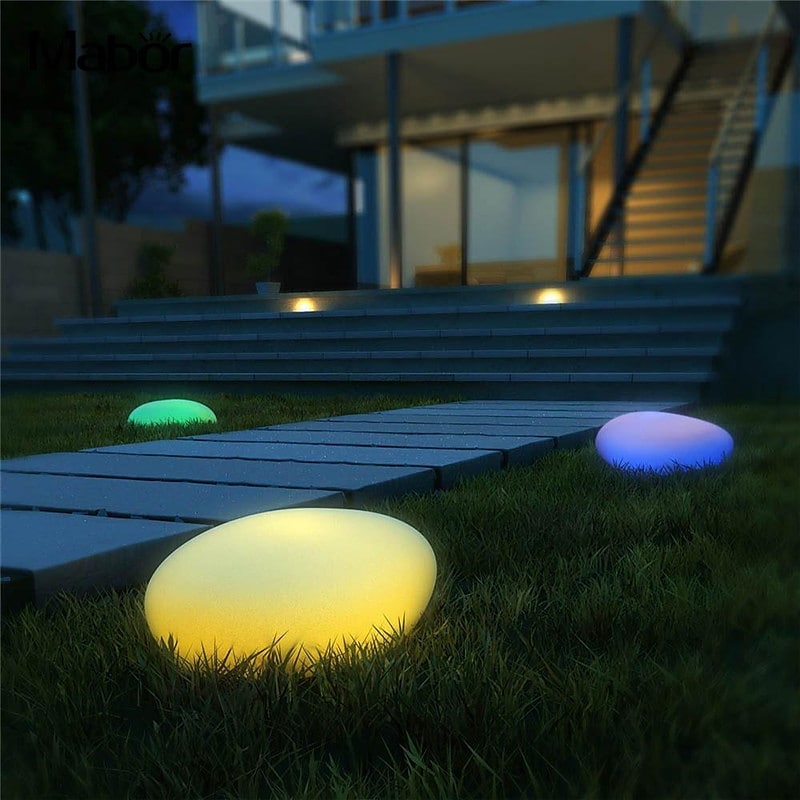 Solar Cobblestone Outdoor Light